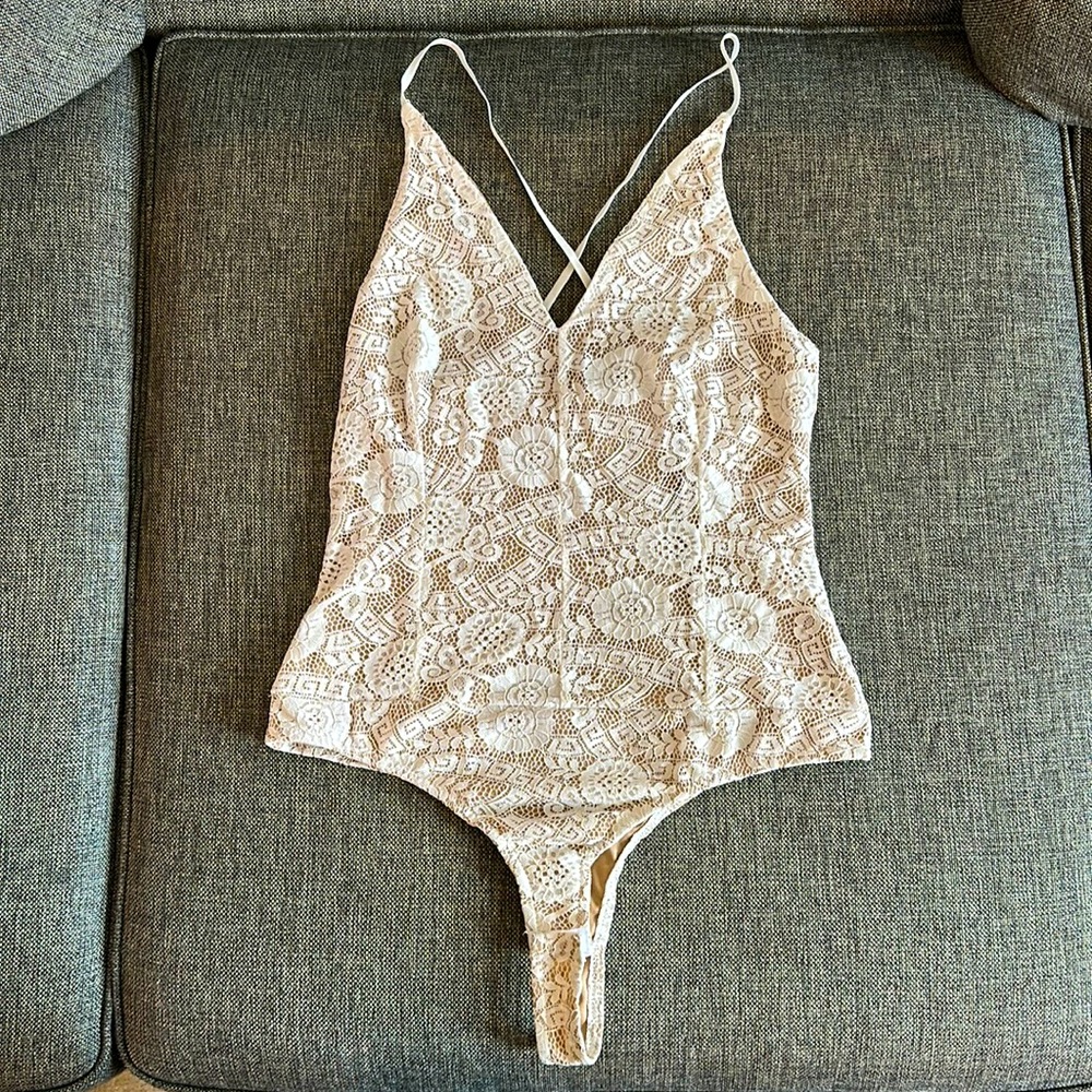 Windsor one piece body suit, lace/tan. Size large. Worn one time.
